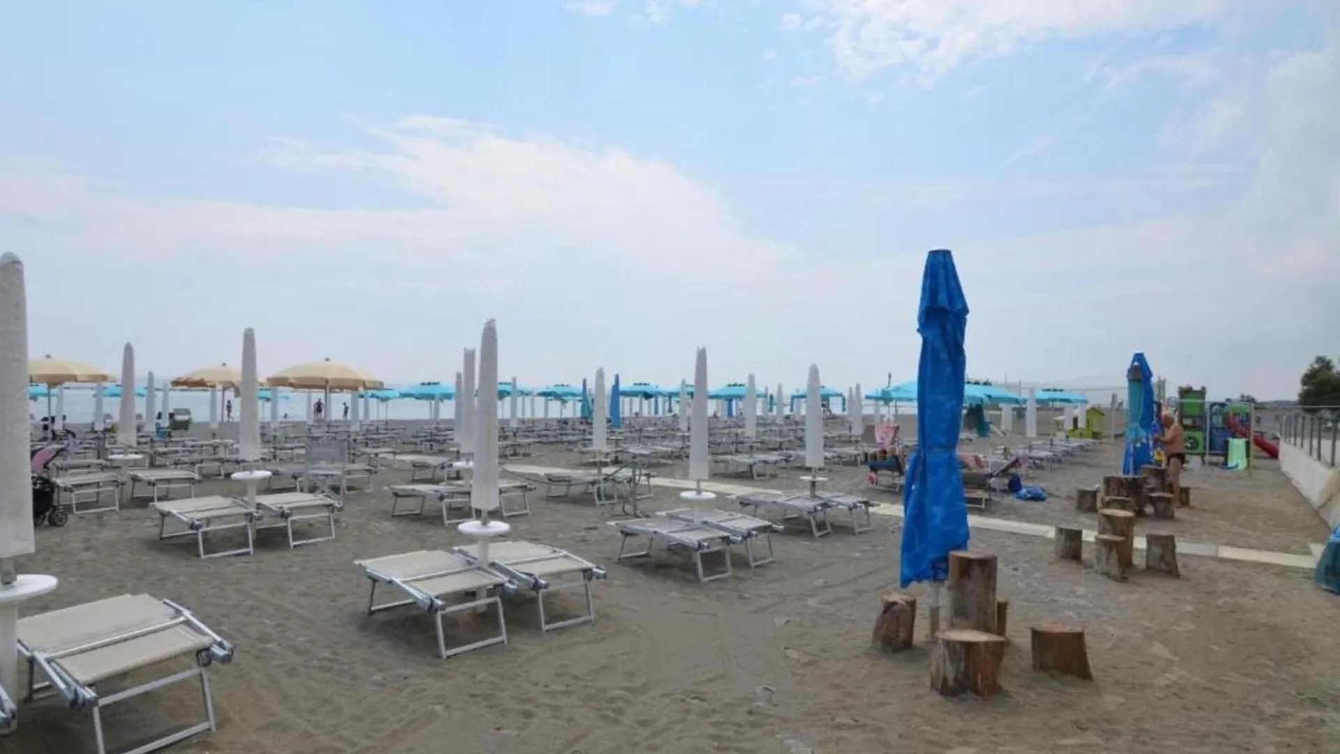 Holiday Home In Lido Di Dante With Pool
